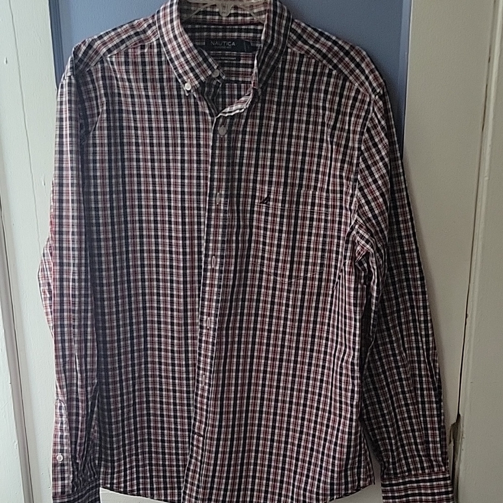 Nautica Men's Red Plaid Shirt Size: Large